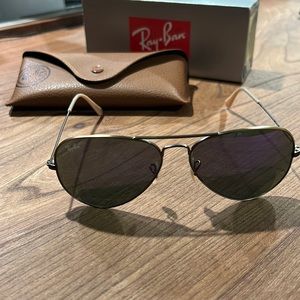 Ray-Ban Aviator Sunglasses